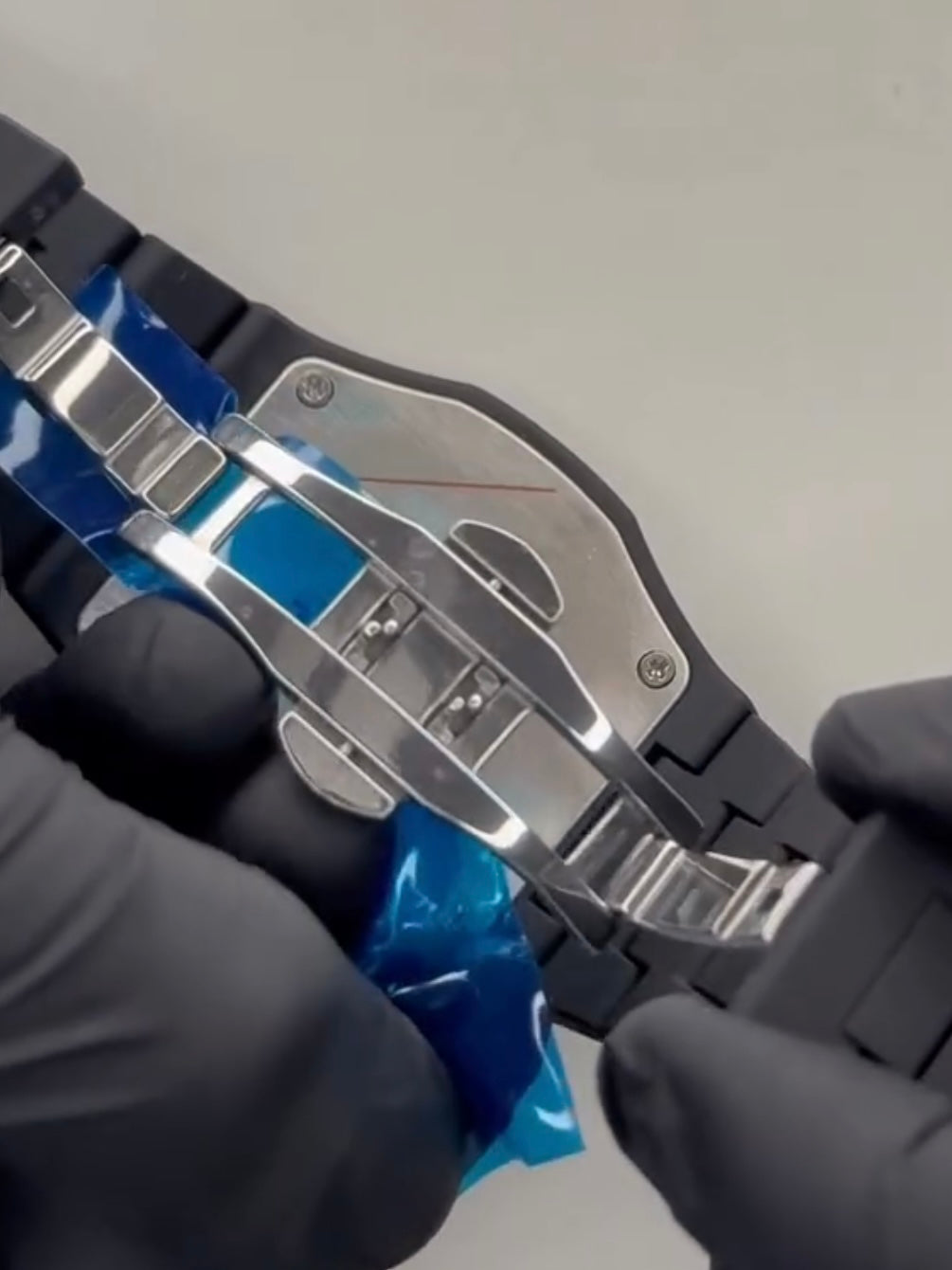 Arabic Aura Watch