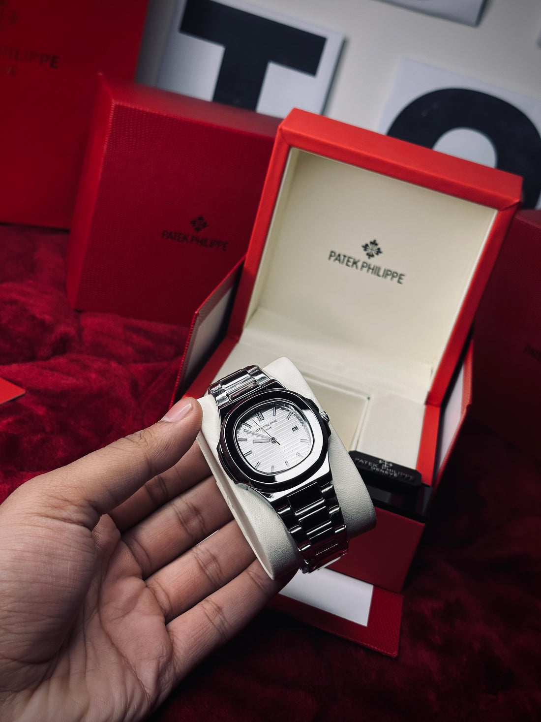 PATEK PHILLIPE  WHITE DIAL